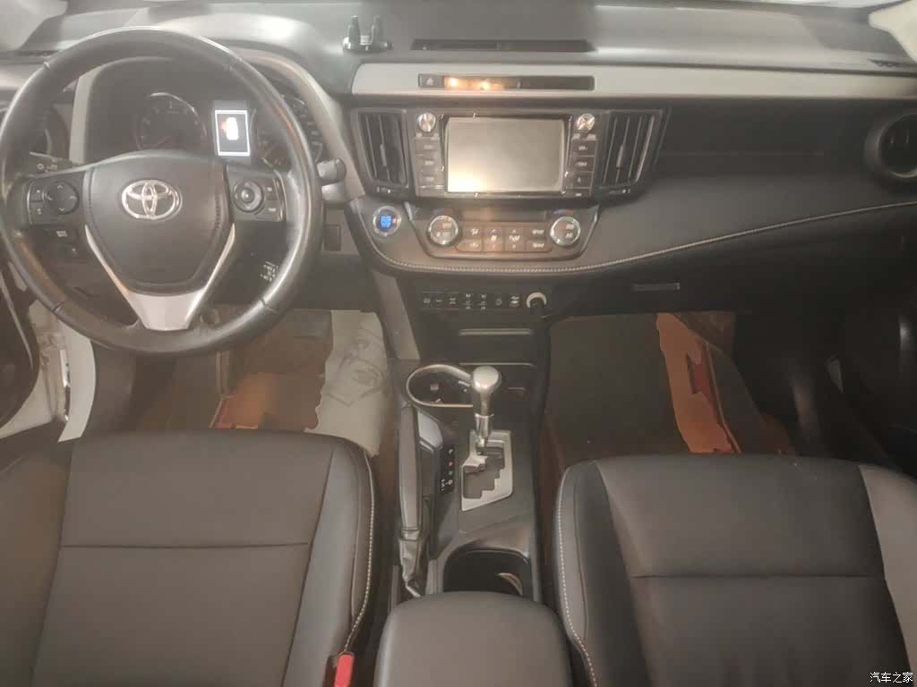 Toyota RAV4, 2017 10