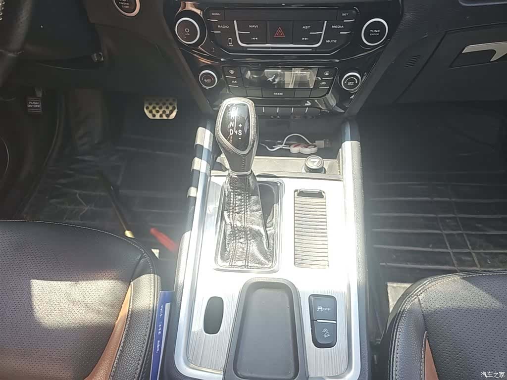 Geely X6, 2017 14