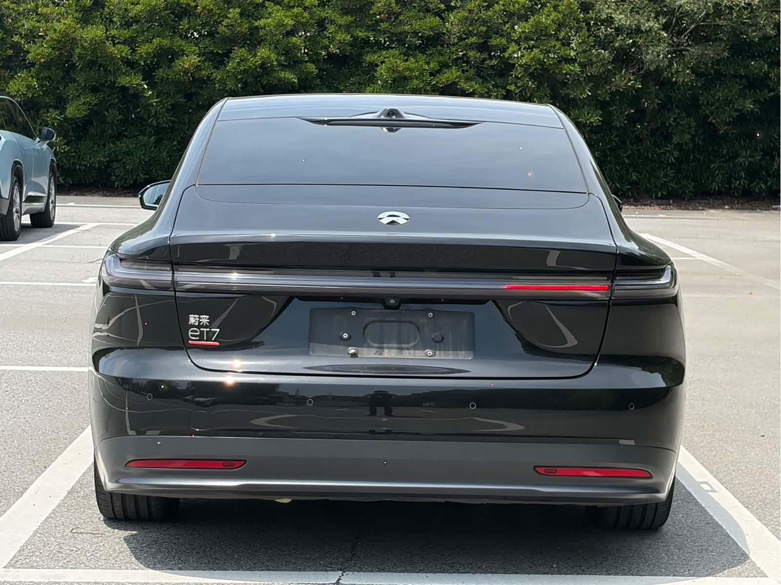 NIO ET7, 2022 все фото