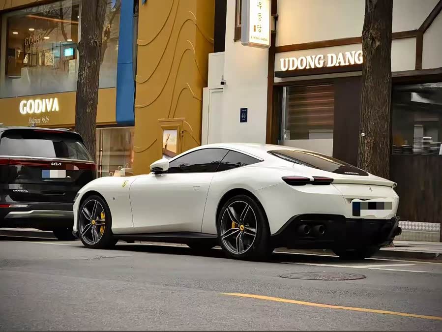 Ferrari Roma 2023, фото 6