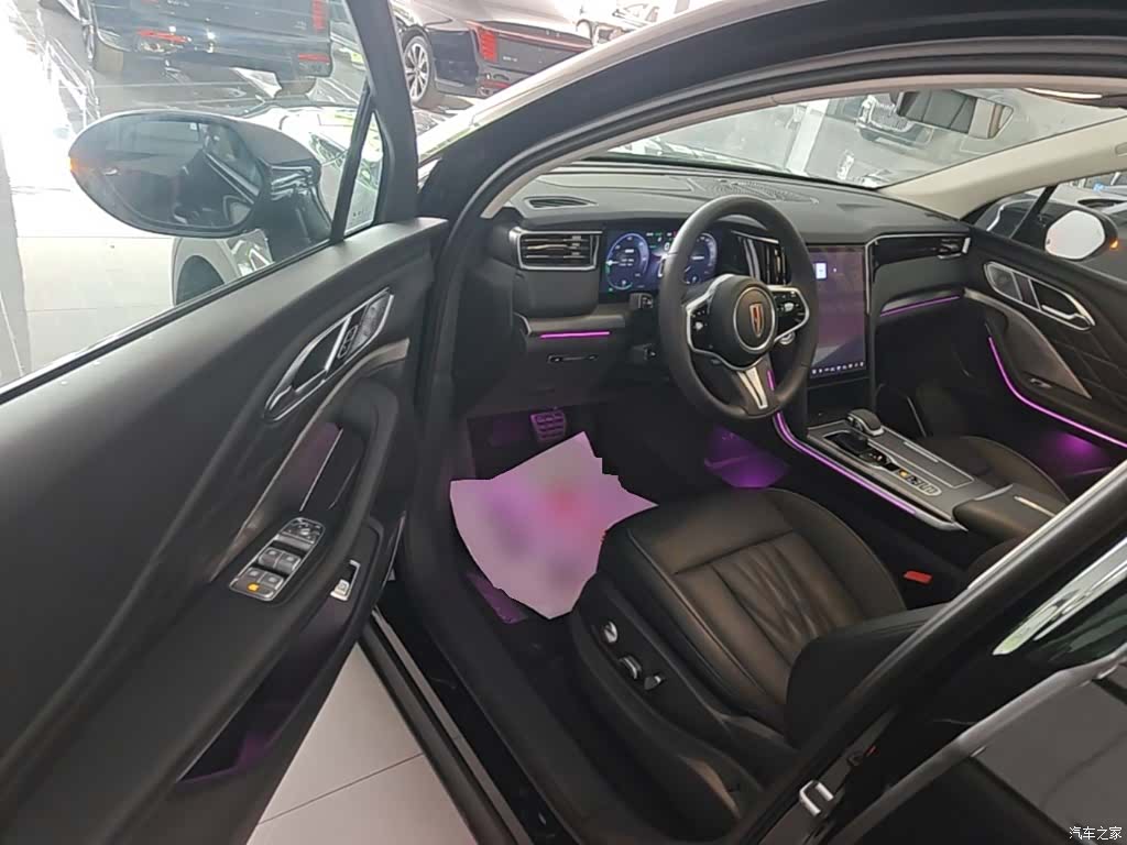 Hongqi HS7, 2025 16