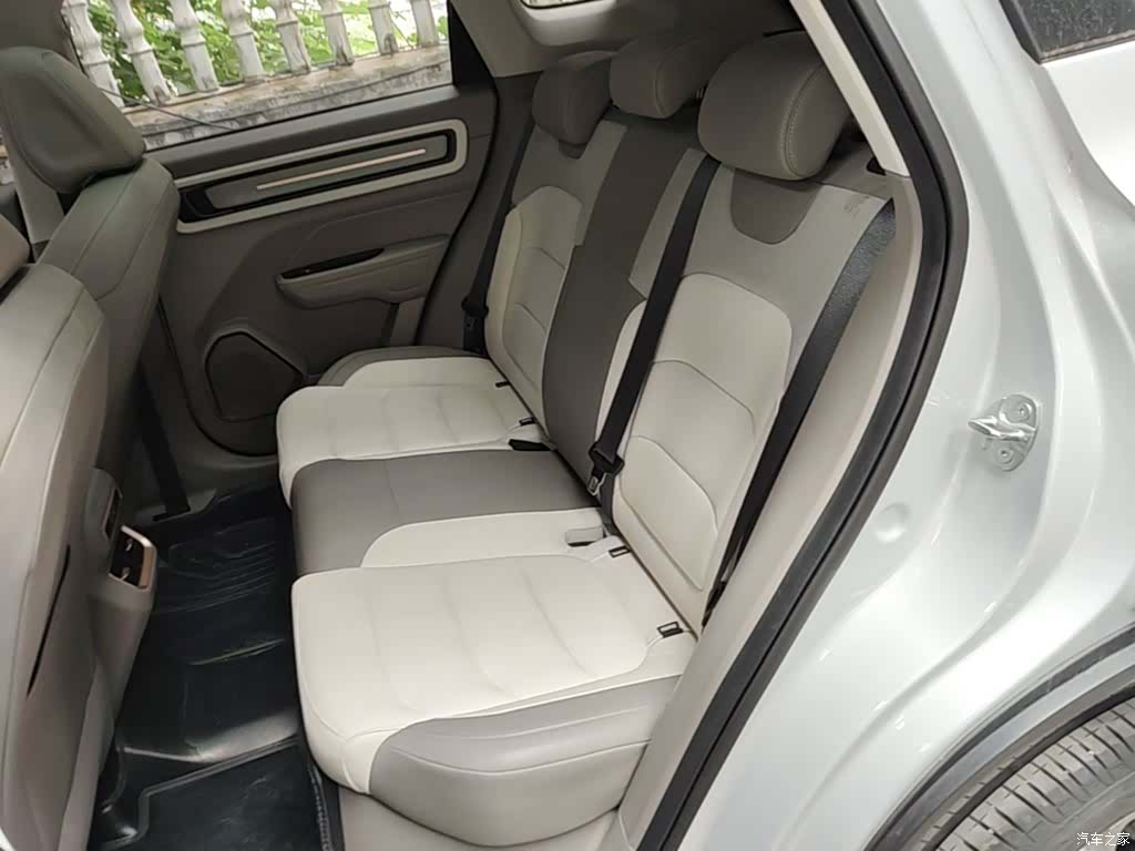 Geely Icon, 2025 17