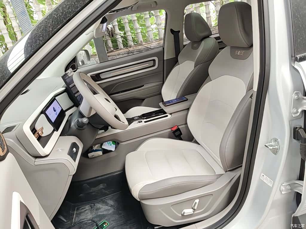 Geely Icon, 2025 15