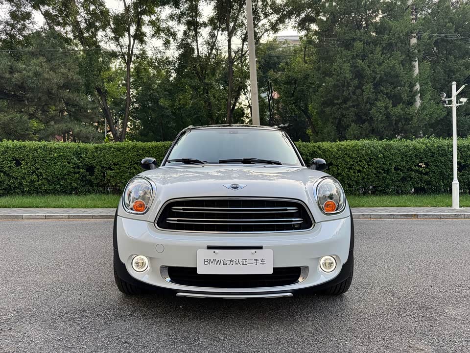 MINI COUNTRYMAN