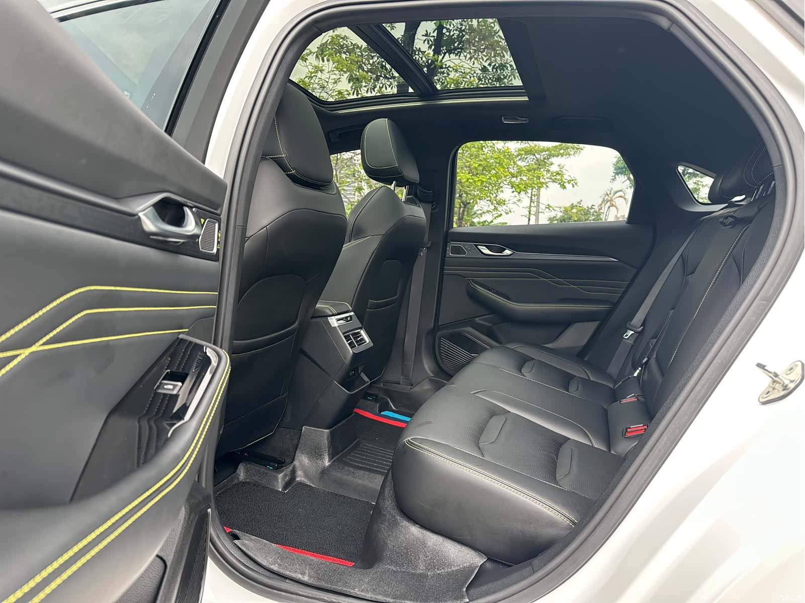 Geely Preface, 2024 14