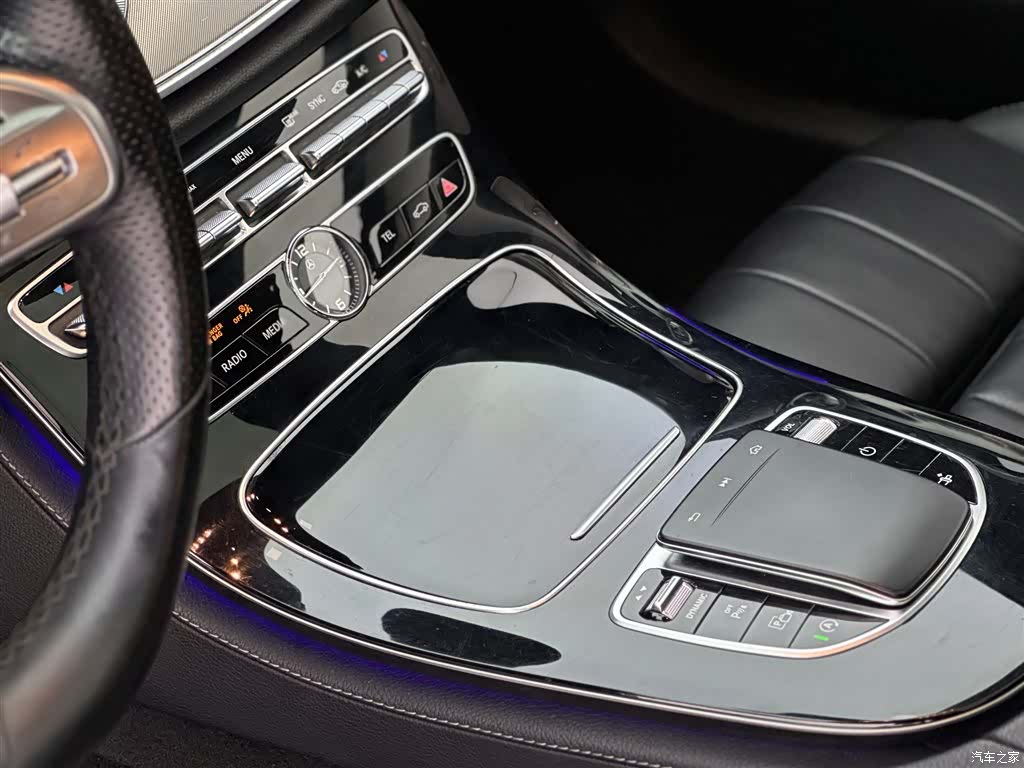 Mercedes-Benz E-Class, 2019 11