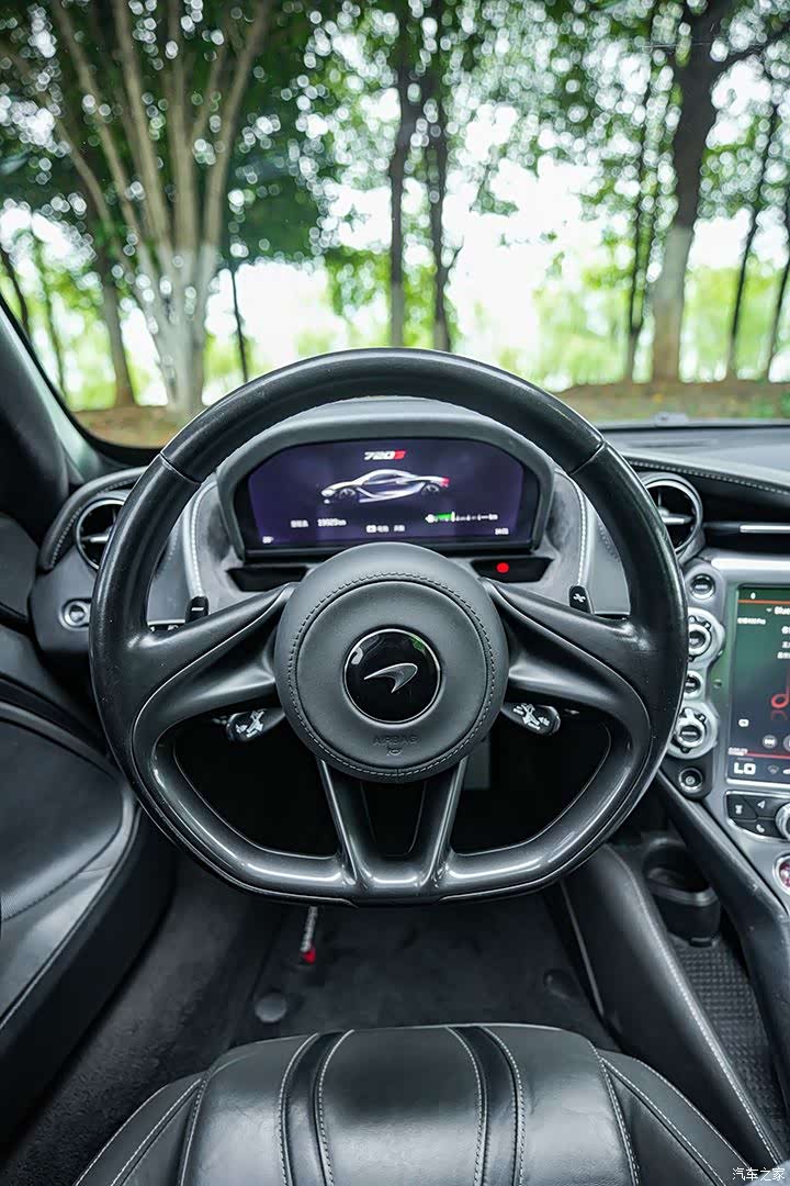 McLaren 720S, 2019 13