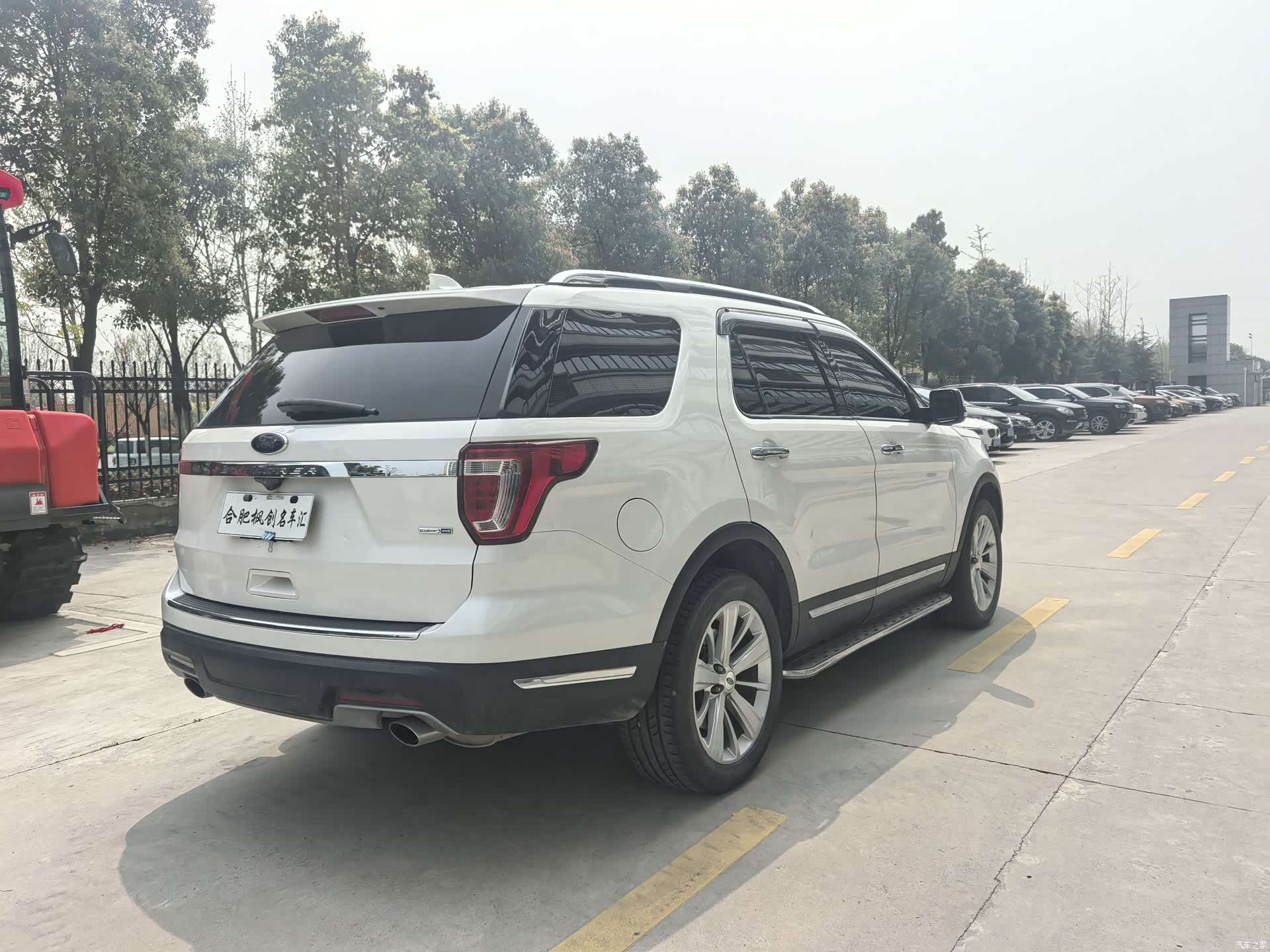 Ford Explorer, 2019 10