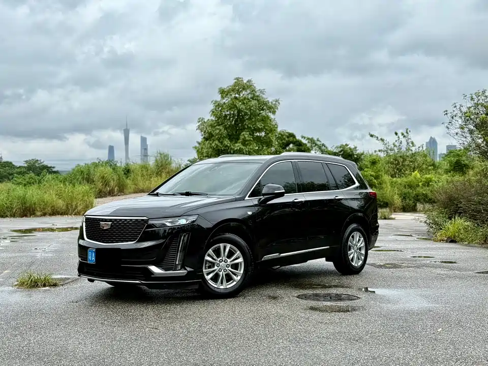 Cadillac XT6