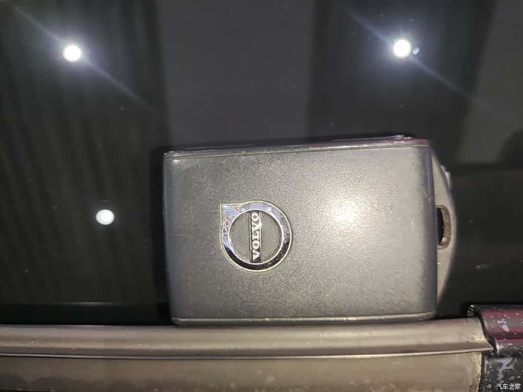 Volvo XC60, 2019 9