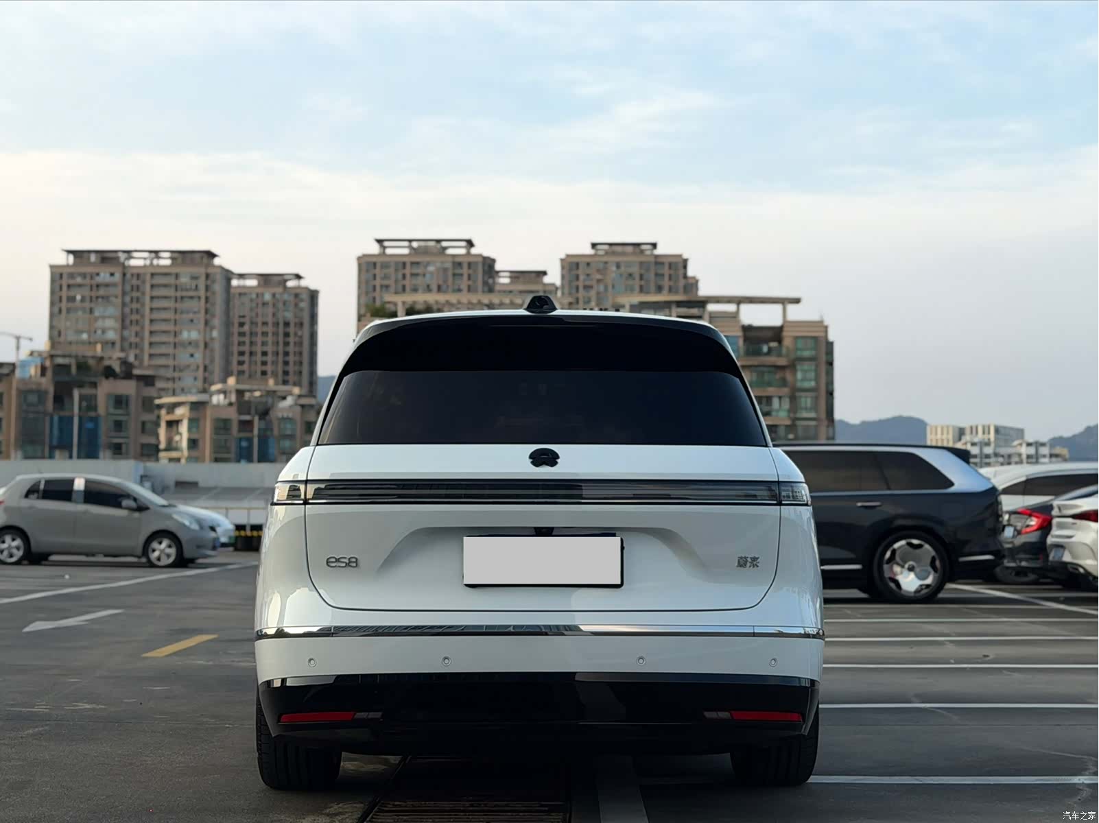 NIO ES8, 2026 12