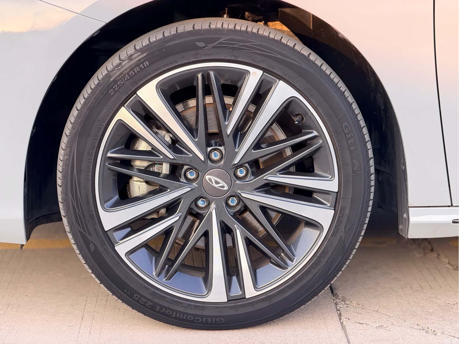 Chery Arrizo 8, 2023 23