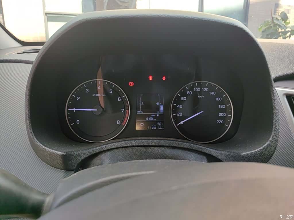 Hyundai ix25, 2016 12