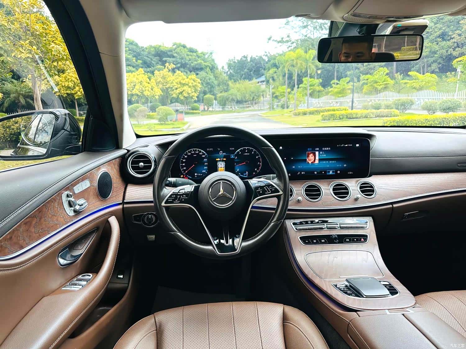 Mercedes-Benz E-Class, 2022 12