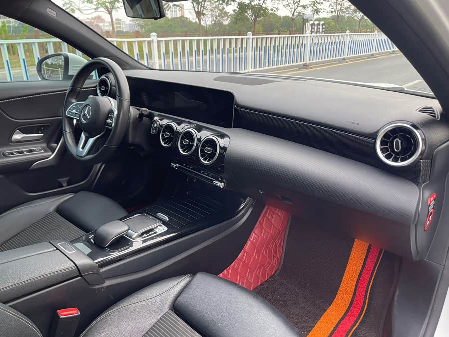 Mercedes-Benz A-Class 2019, фото 7
