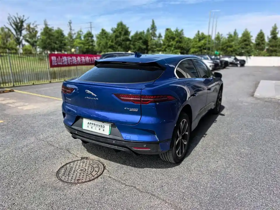 Jaguar I-PACE