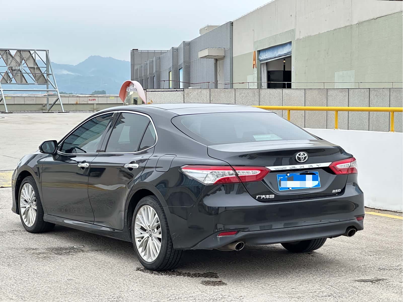 Toyota Camry, 2020 11