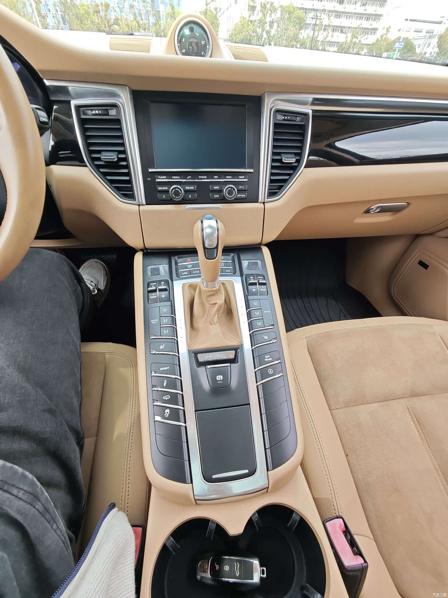 Porsche Macan, 2016 10