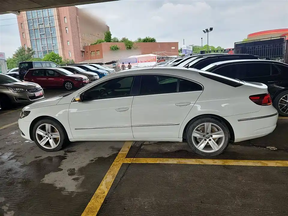 Volkswagen CC