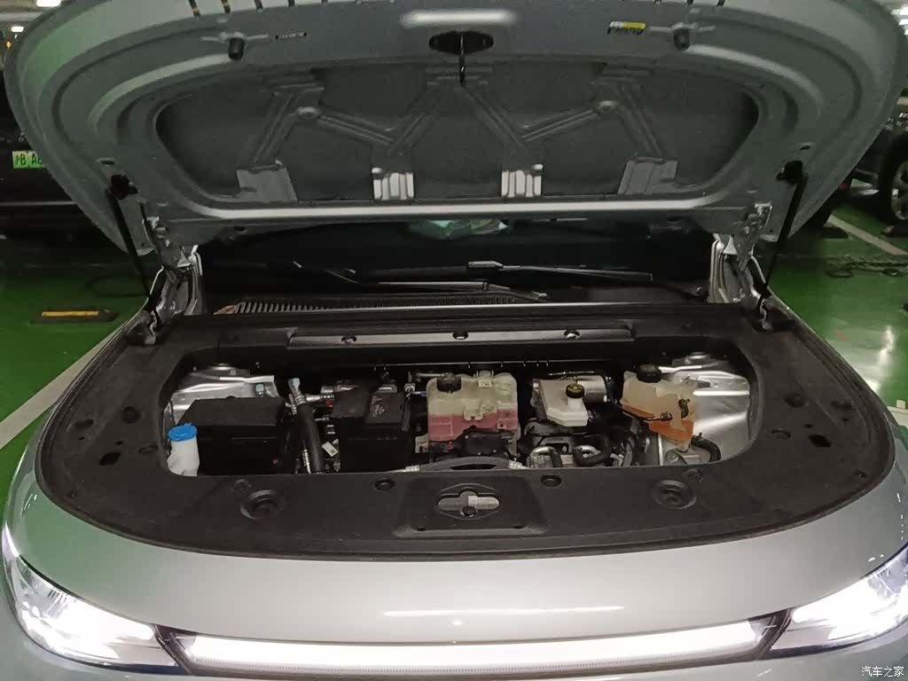 Leapmotor C16, 2024 16