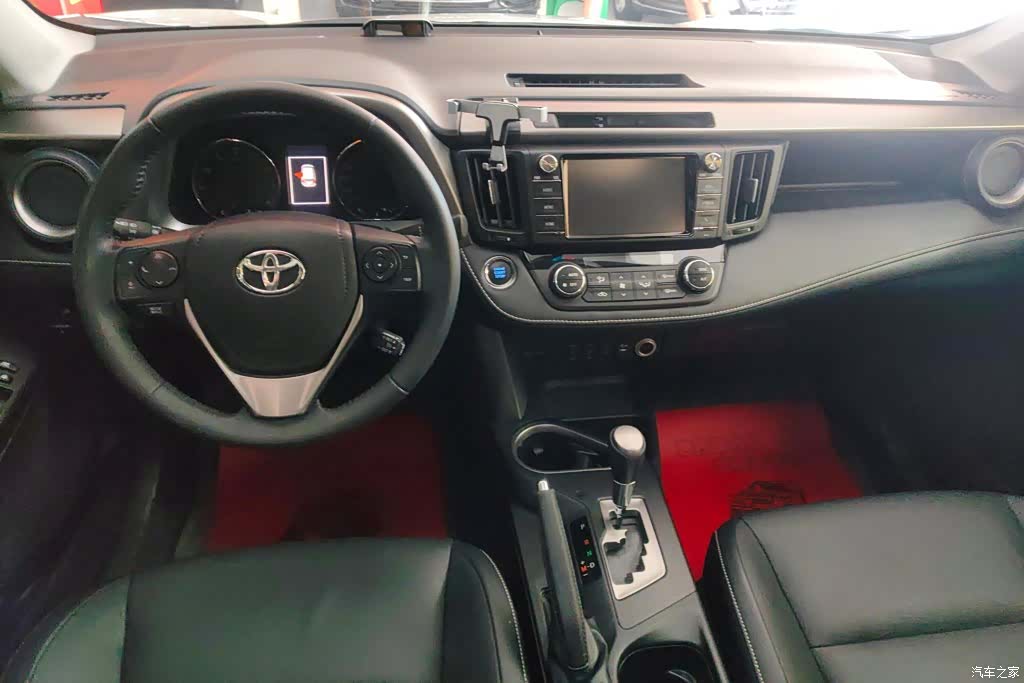 Toyota RAV4, 2019 12