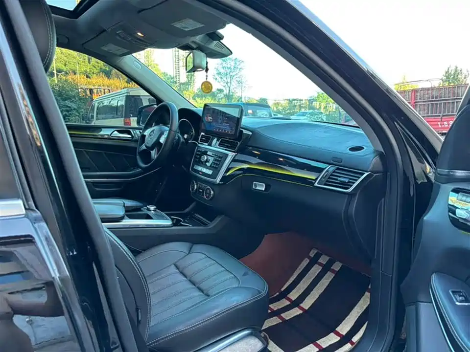 Mercedes-Benz GL grade