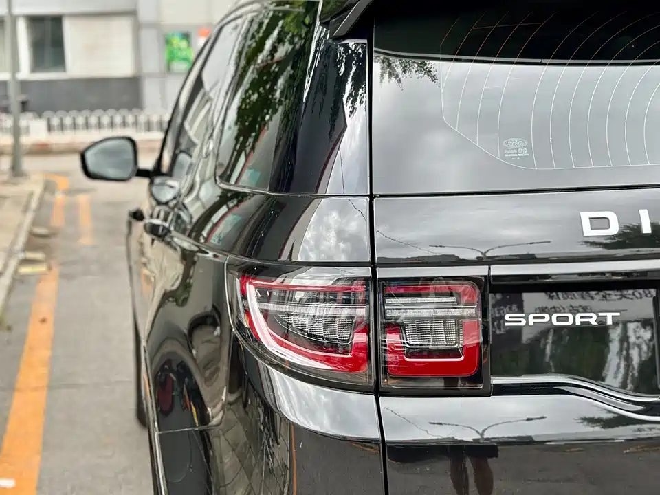 Land Rover Discover sports