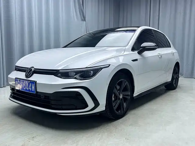 Volkswagen Golf 2022 — купить из Китая под заказ