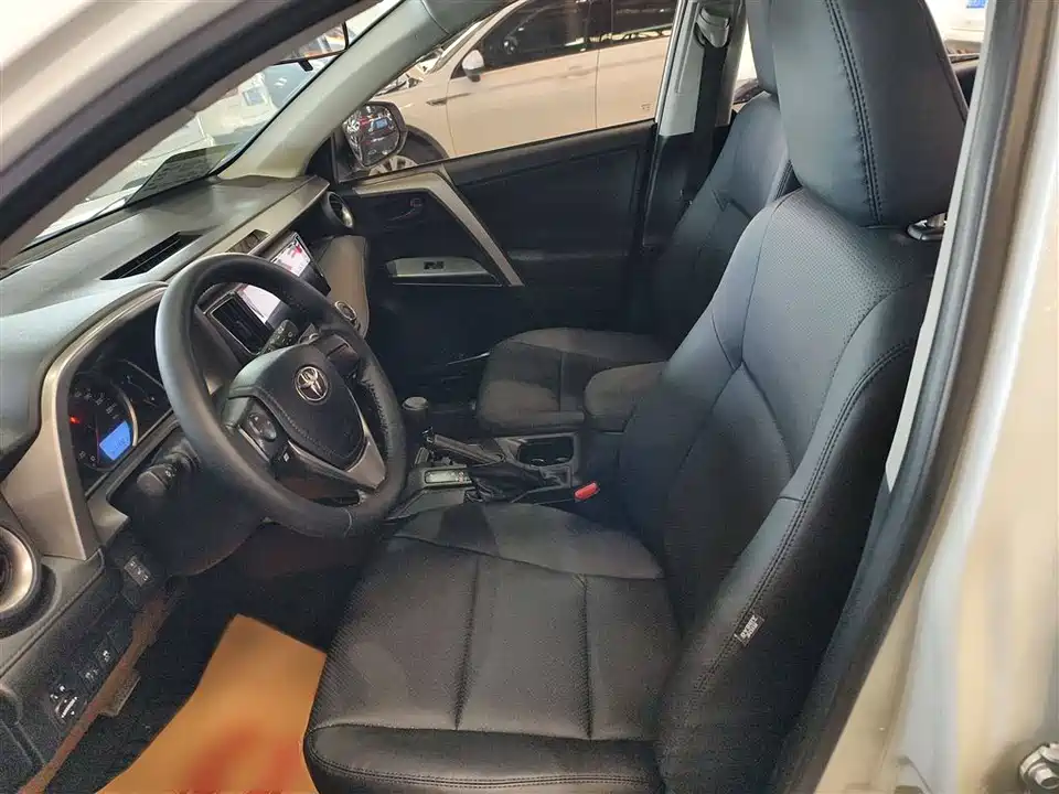 Toyota RAV4 Rongfang