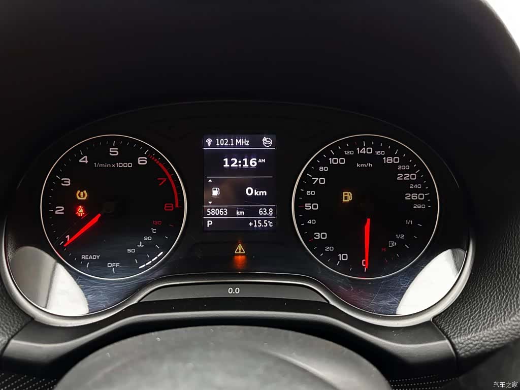Audi Q2L, 2022 21