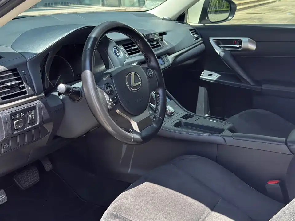 Lexus CT