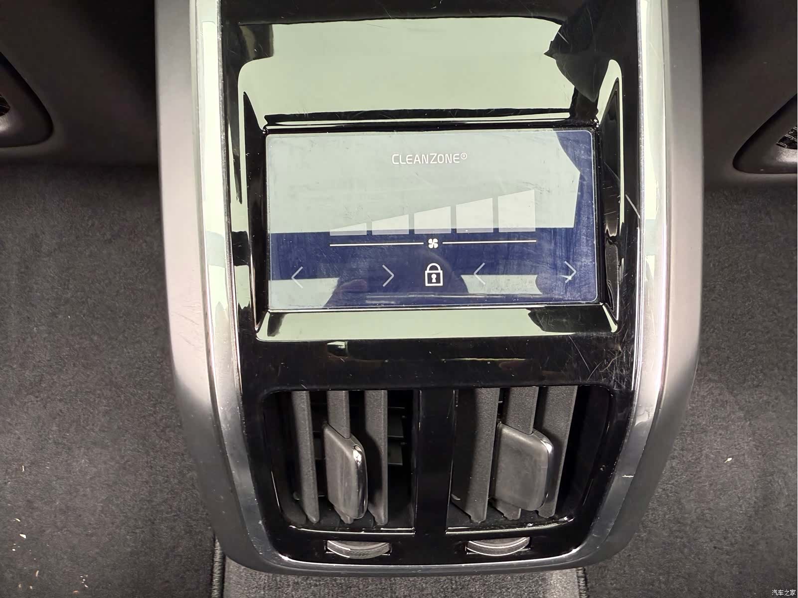 Volvo S90, 2018 19
