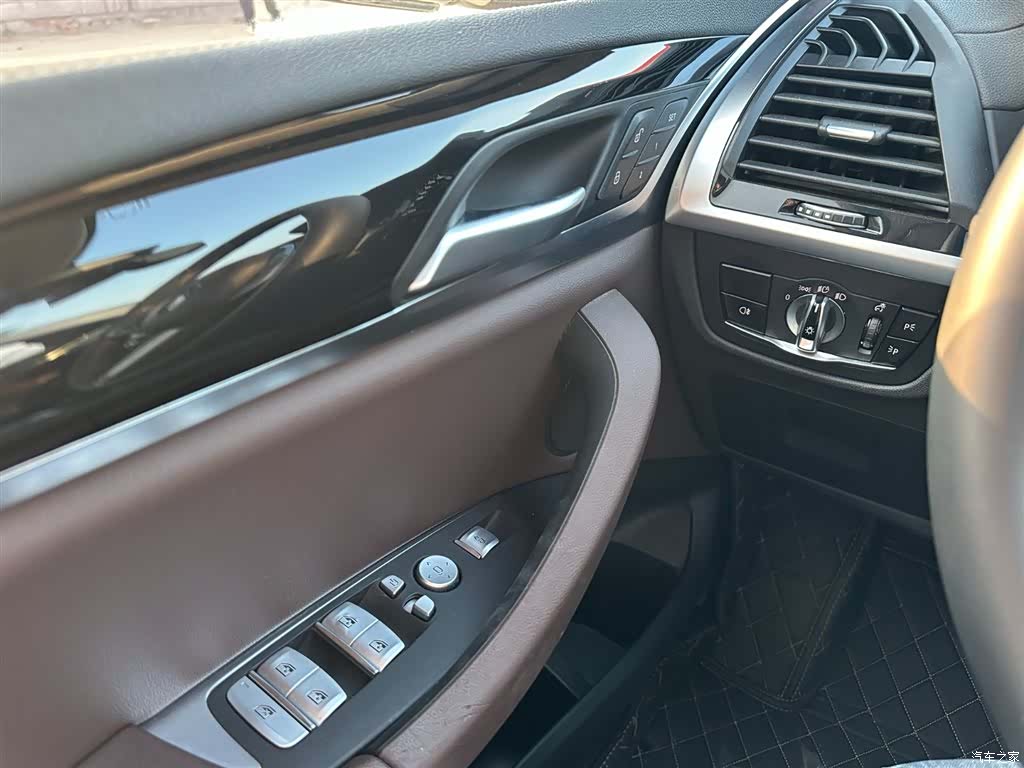 BMW X3, 2019 24