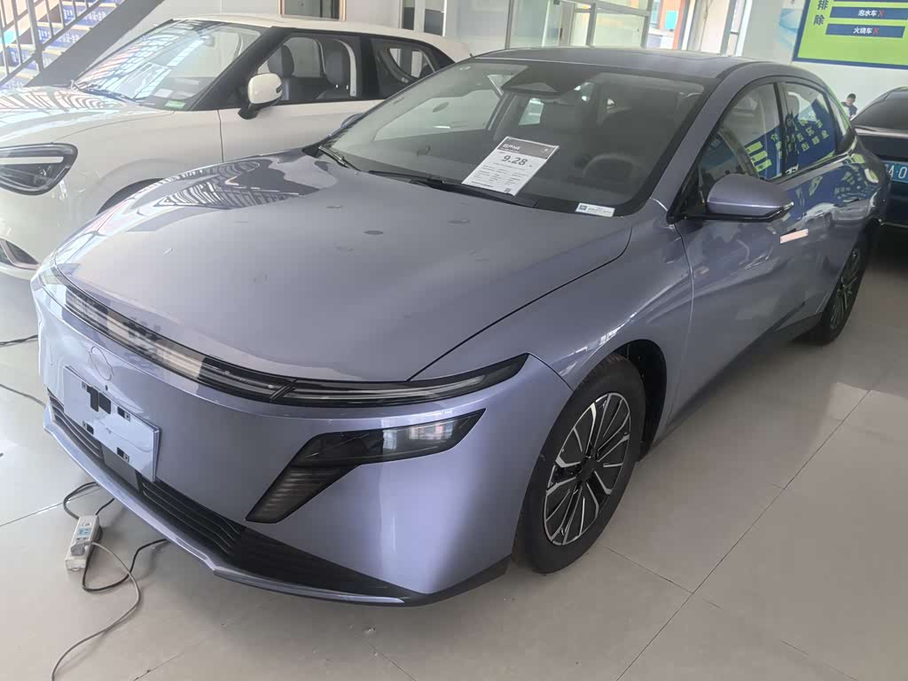 Nissan N6
