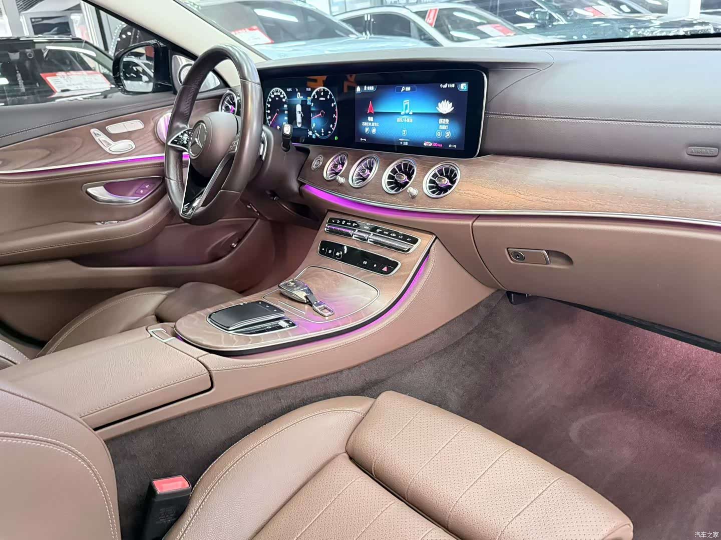 Mercedes-Benz E-Class, 2023 4