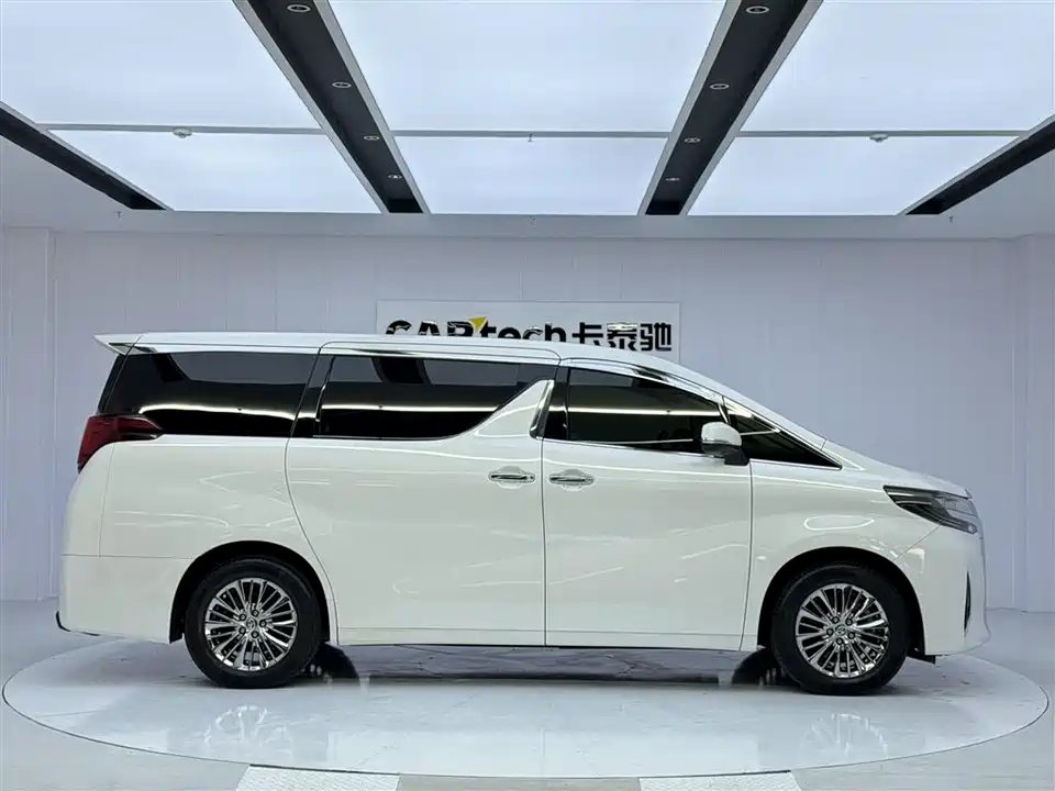 Toyota Elfa Toyota Elfa