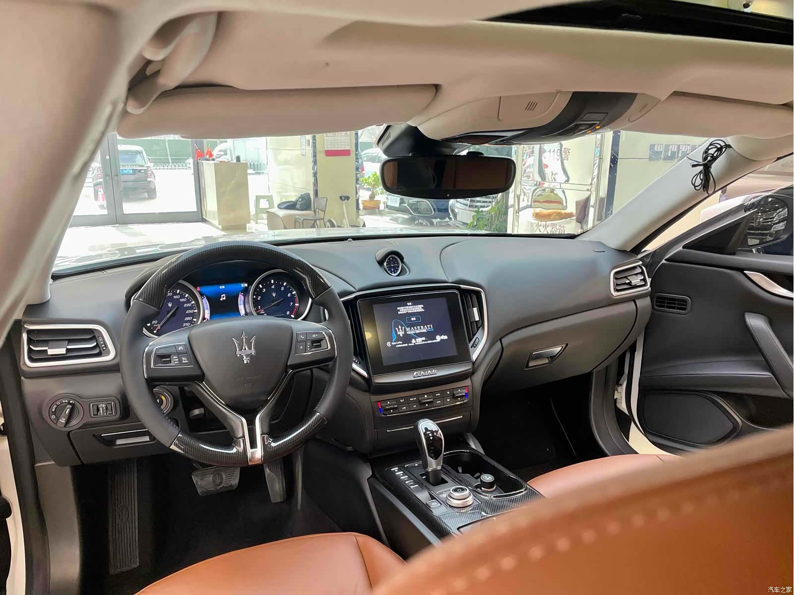 Maserati Ghibli, 2016 25