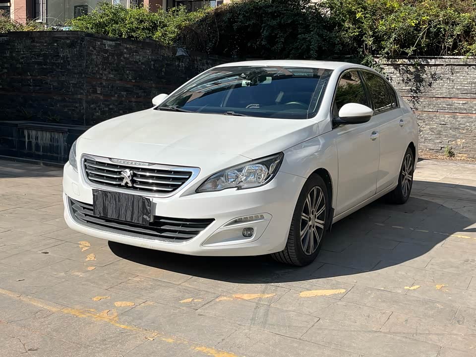 Peugeot 408