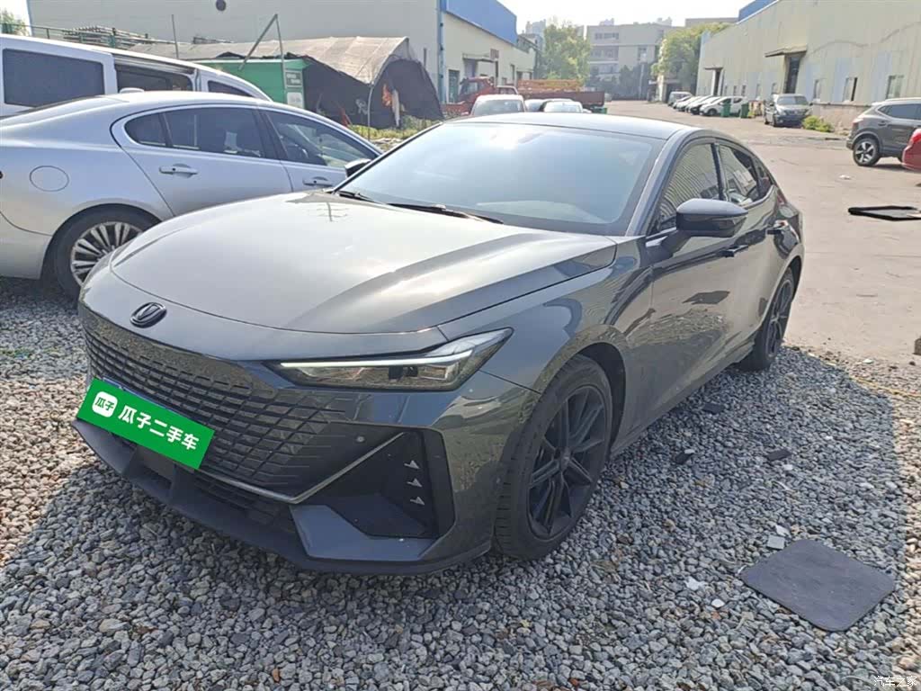 Changan UNI-V, 2022 1