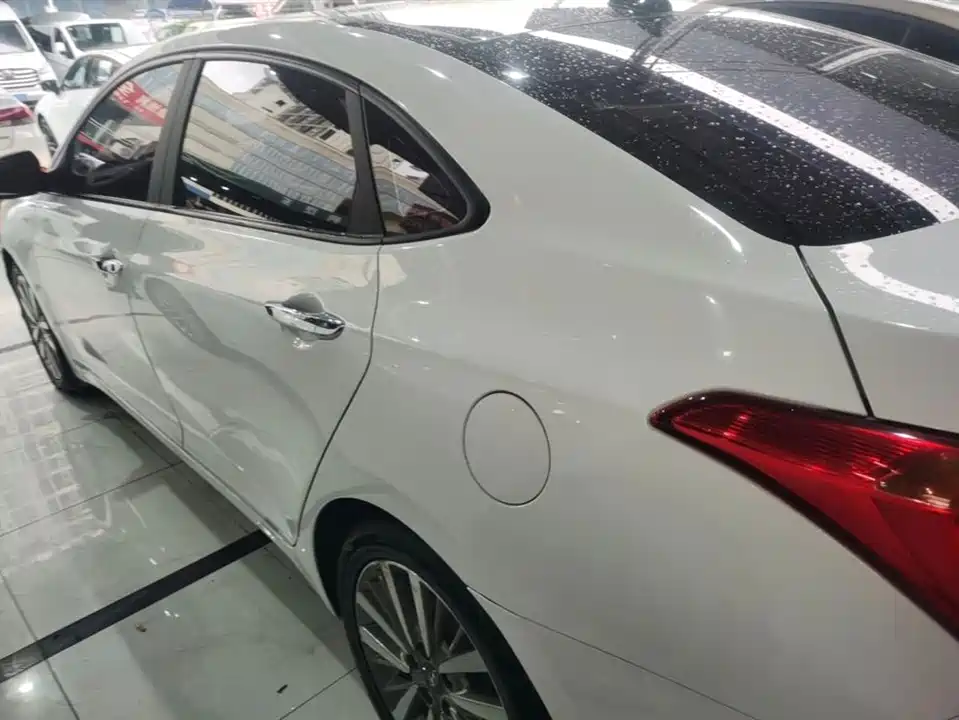 Hyundai Name picture