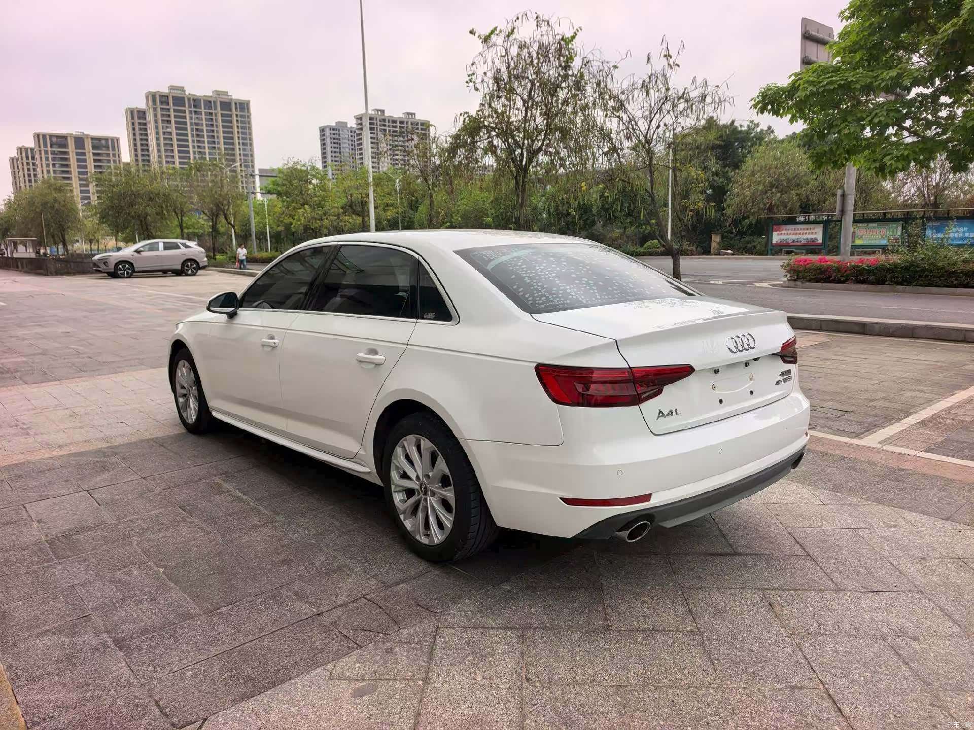 Audi A4L, 2017 4