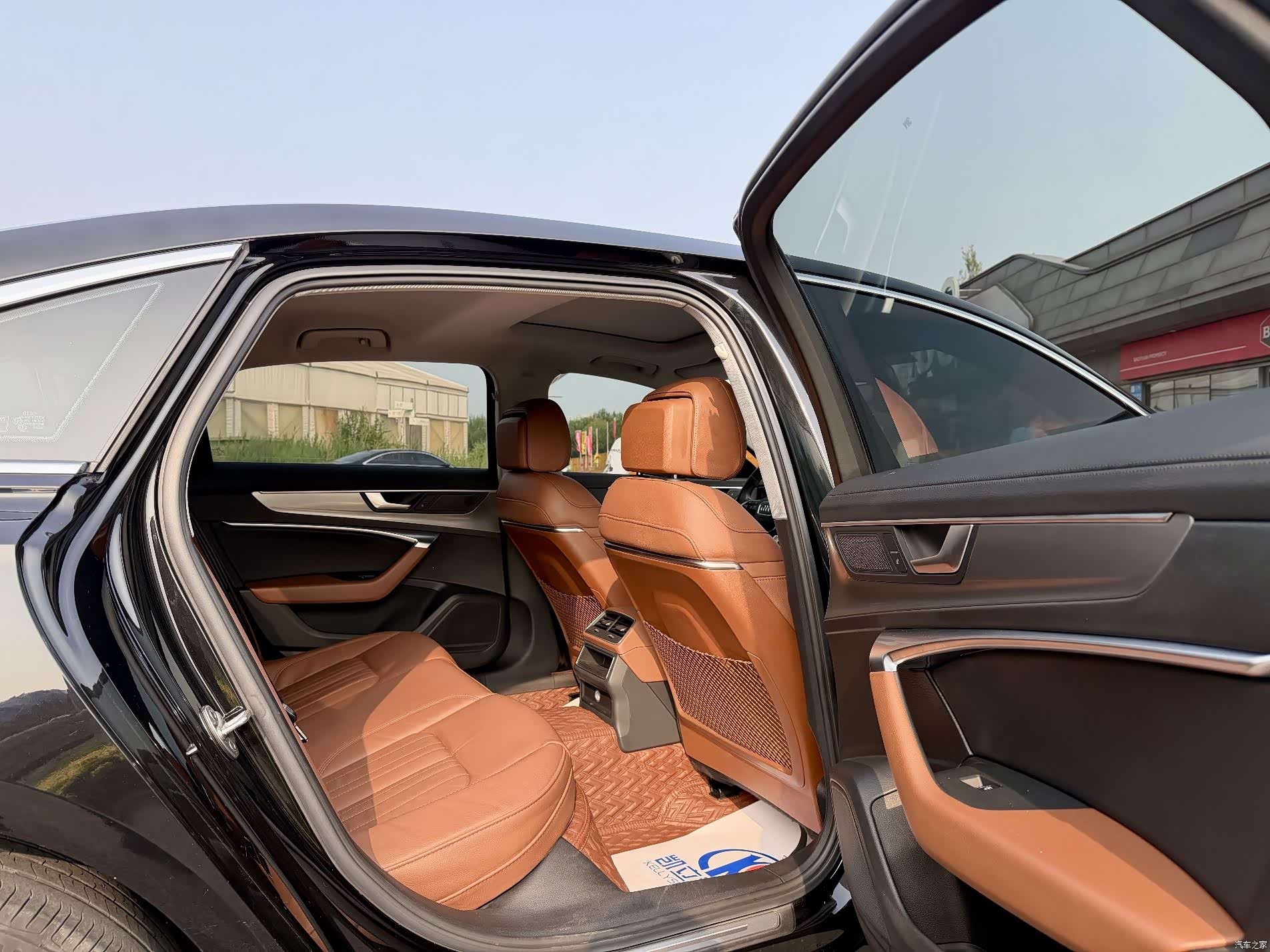 Audi A6L, 2021 13