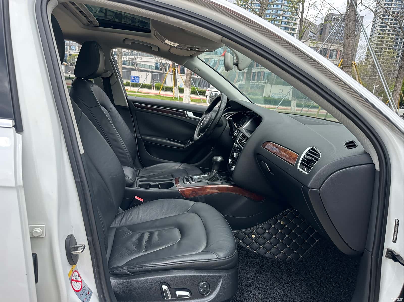 Audi A4L, 2015 12