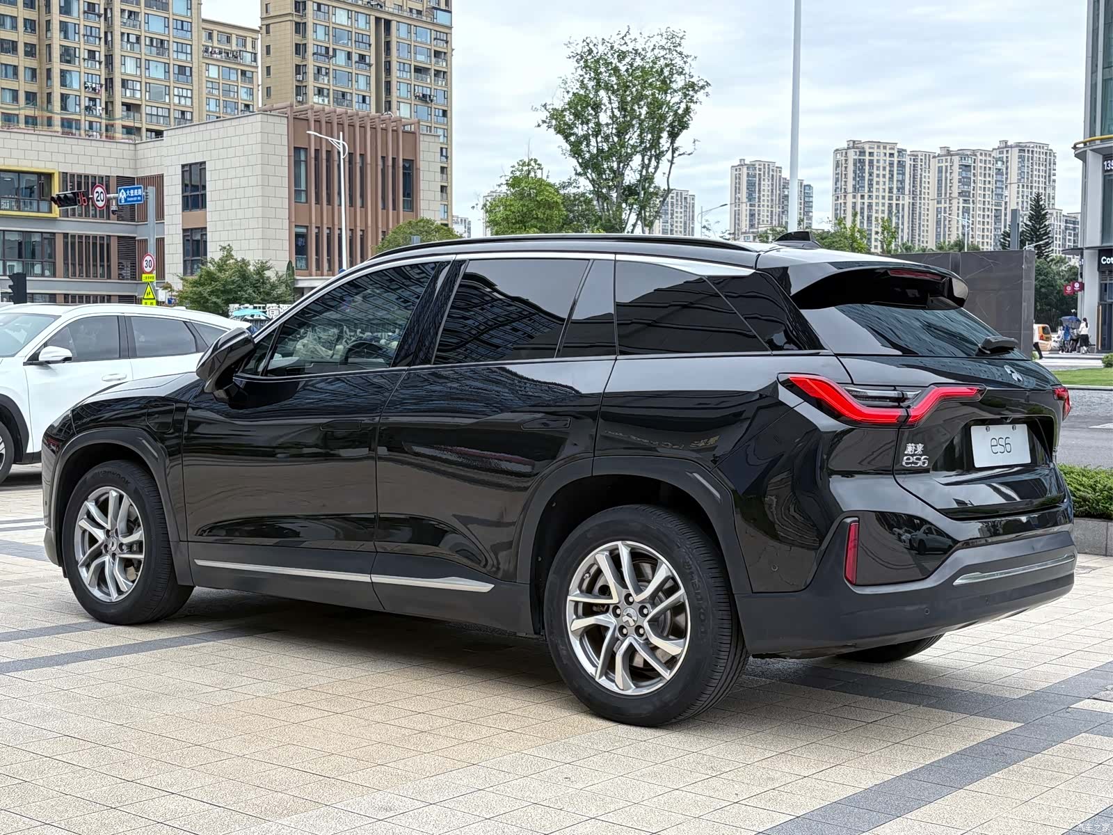 NIO ES6, 2022 3