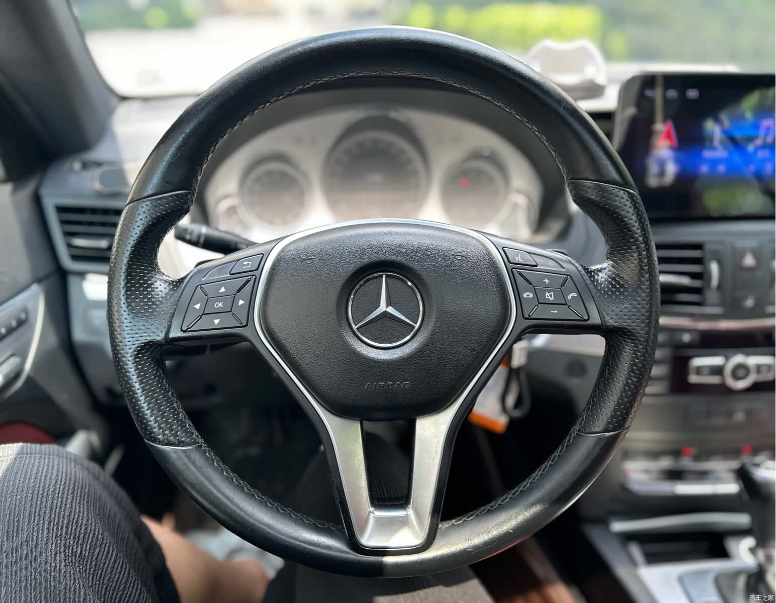 Mercedes-Benz E-Class, 2013 7