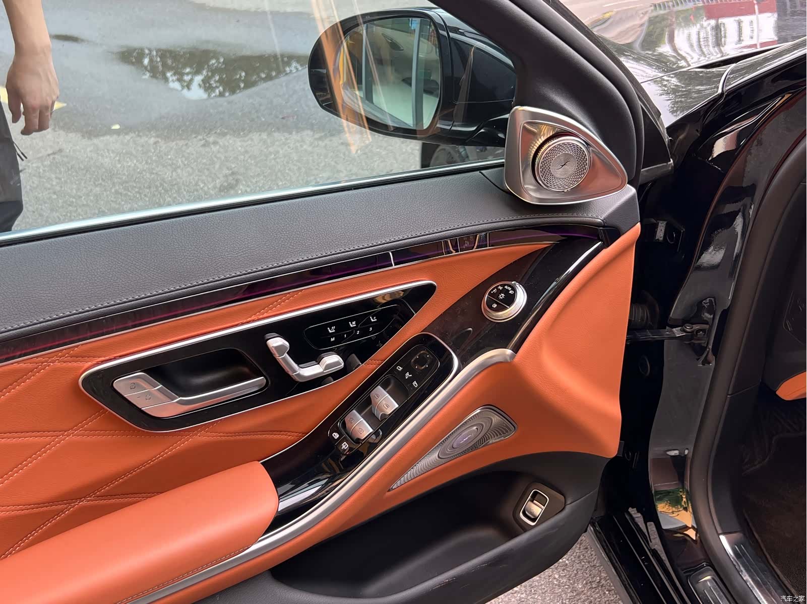 Maybach S-Class, 2023 4