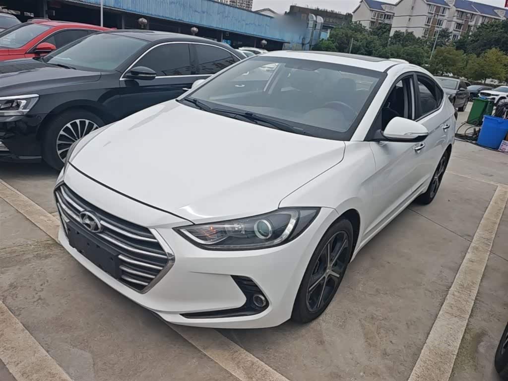 Hyundai Elantra