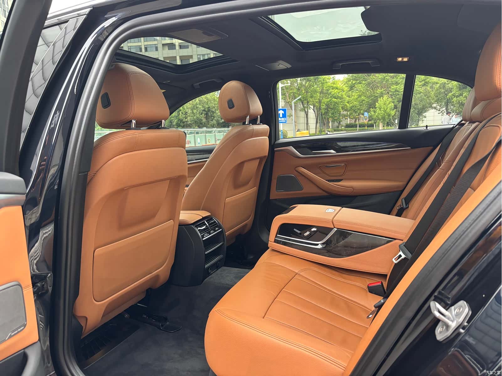 BMW 5 Series, 2018 40