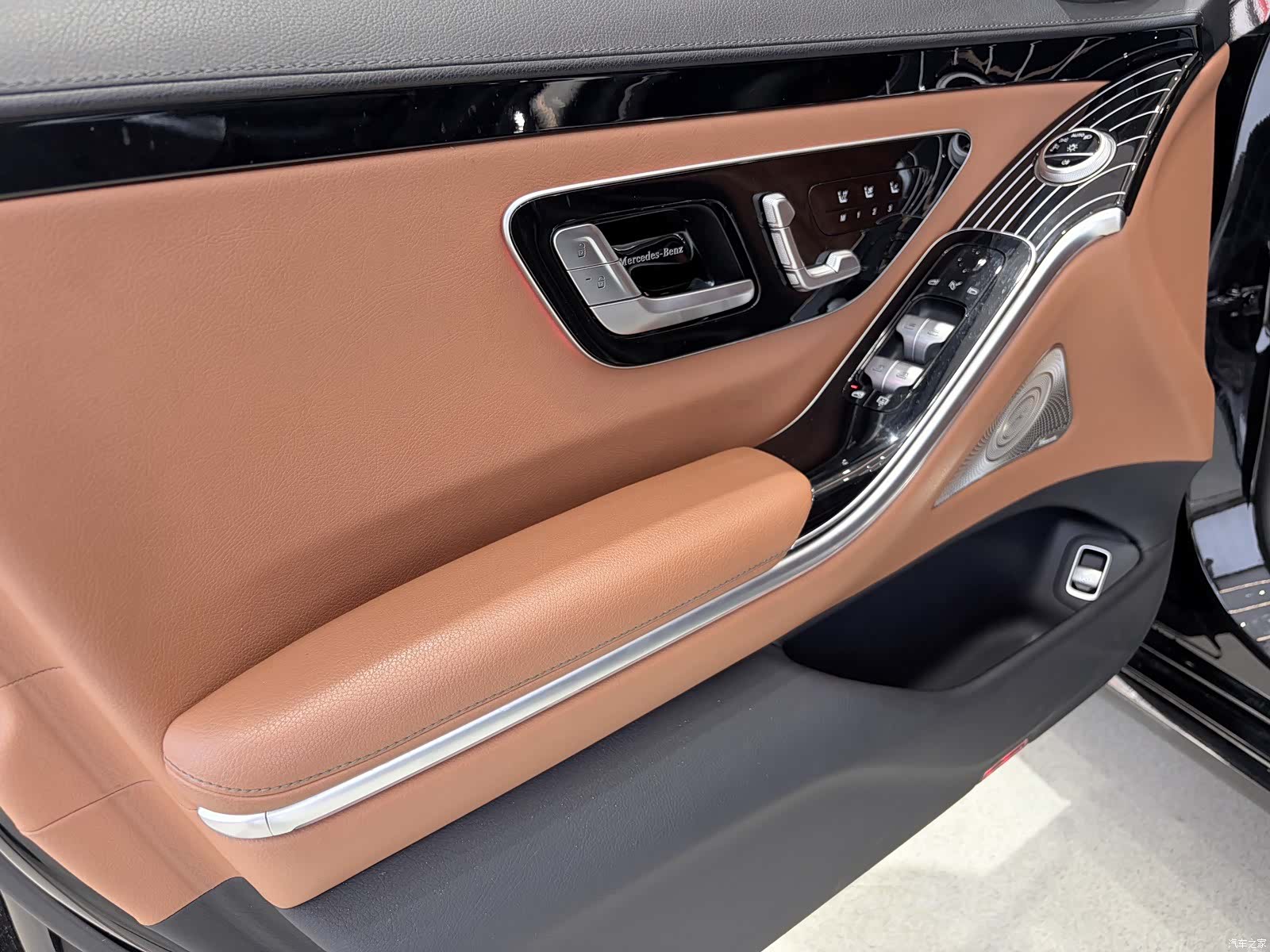 Mercedes-Benz S-Class, 2022 10