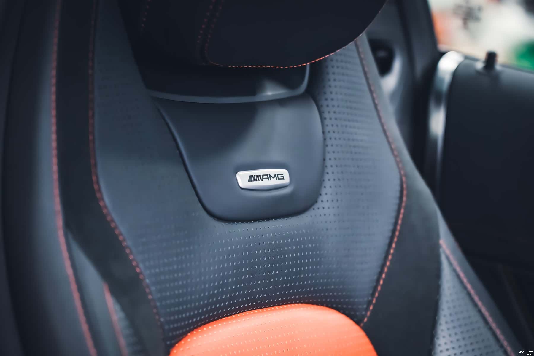 Mercedes-Benz C-Class, 2018 14